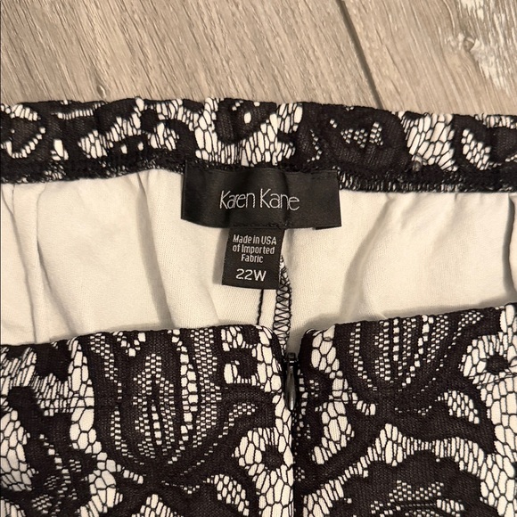 Karen Kane Black and White Lace Pants - Picture 2 of 2